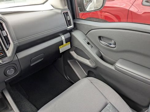 New 2025 Nissan Frontier SV RWD image 17