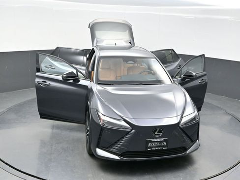 Used 2023 Lexus RZ 450e Premium w/ Cold Area Package AWD/4WD image 40