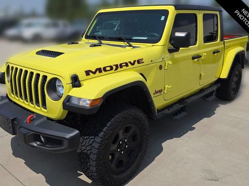 Used 2023 Jeep Gladiator Mojave w/ Cold Weather Group AWD/4WD image 1