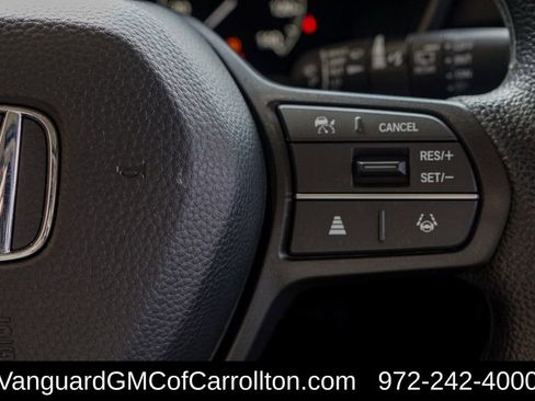 Used 2025 Honda CR-V EX image 15