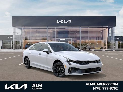 New 2026 Kia K5 LXS FWD image 8