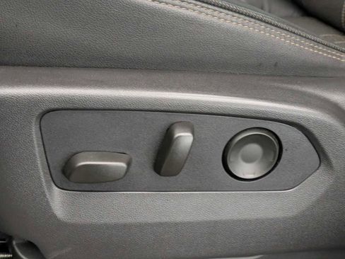 Used 2025 Chevrolet Suburban High Country w/ Sun And Tow Package image 19