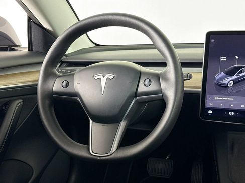 Used 2022 Tesla Model 3 Long Range image 10