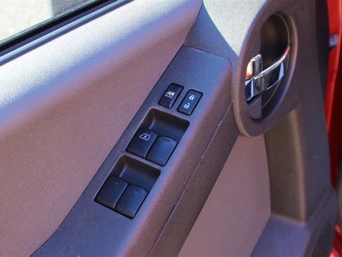 Used 2015 Nissan Xterra S w/ Value Package image 11