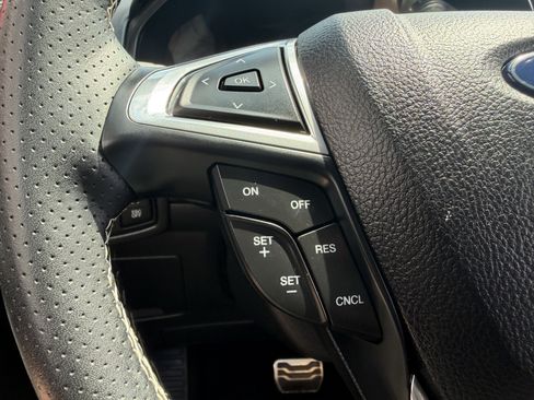 Used 2023 Ford Edge ST AWD/4WD image 40
