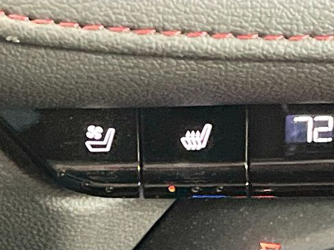 Used 2023 Chevrolet Blazer RS w/ Driver Confidence II Package image 21