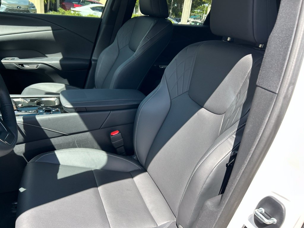 Certified 2026 Lexus RX 350 FWD image 14
