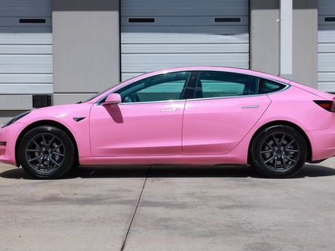 Used 2019 Tesla Model 3 Standard Range RWD image 4