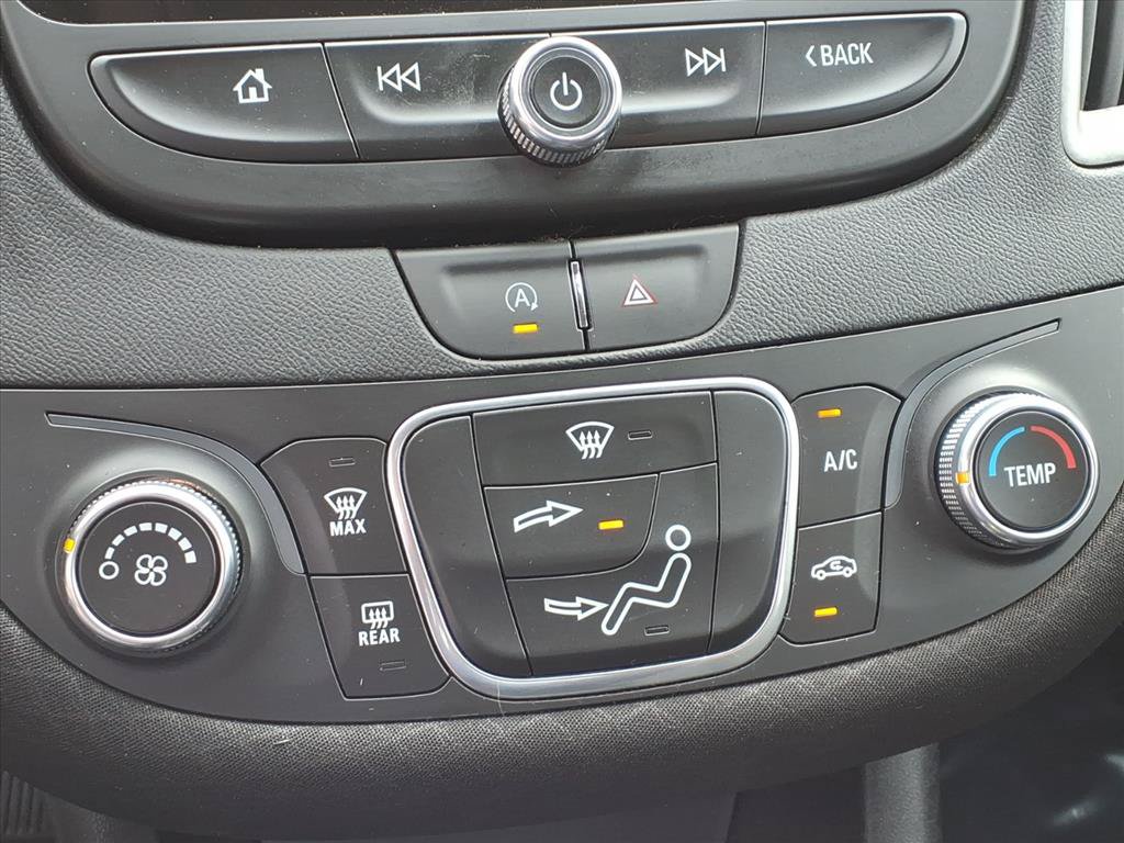 Used 2022 Chevrolet Malibu LS FWD image 15