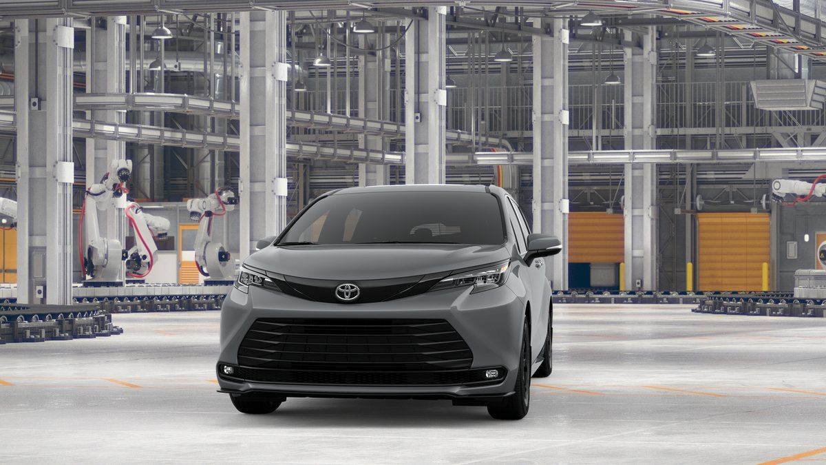 New 2026 Toyota Sienna XLE Woodland Edition AWD/4WD image 18