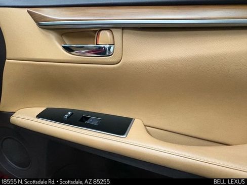Used 2016 Lexus ES 350 w/ Luxury Package w/Wood Trim FWD image 21