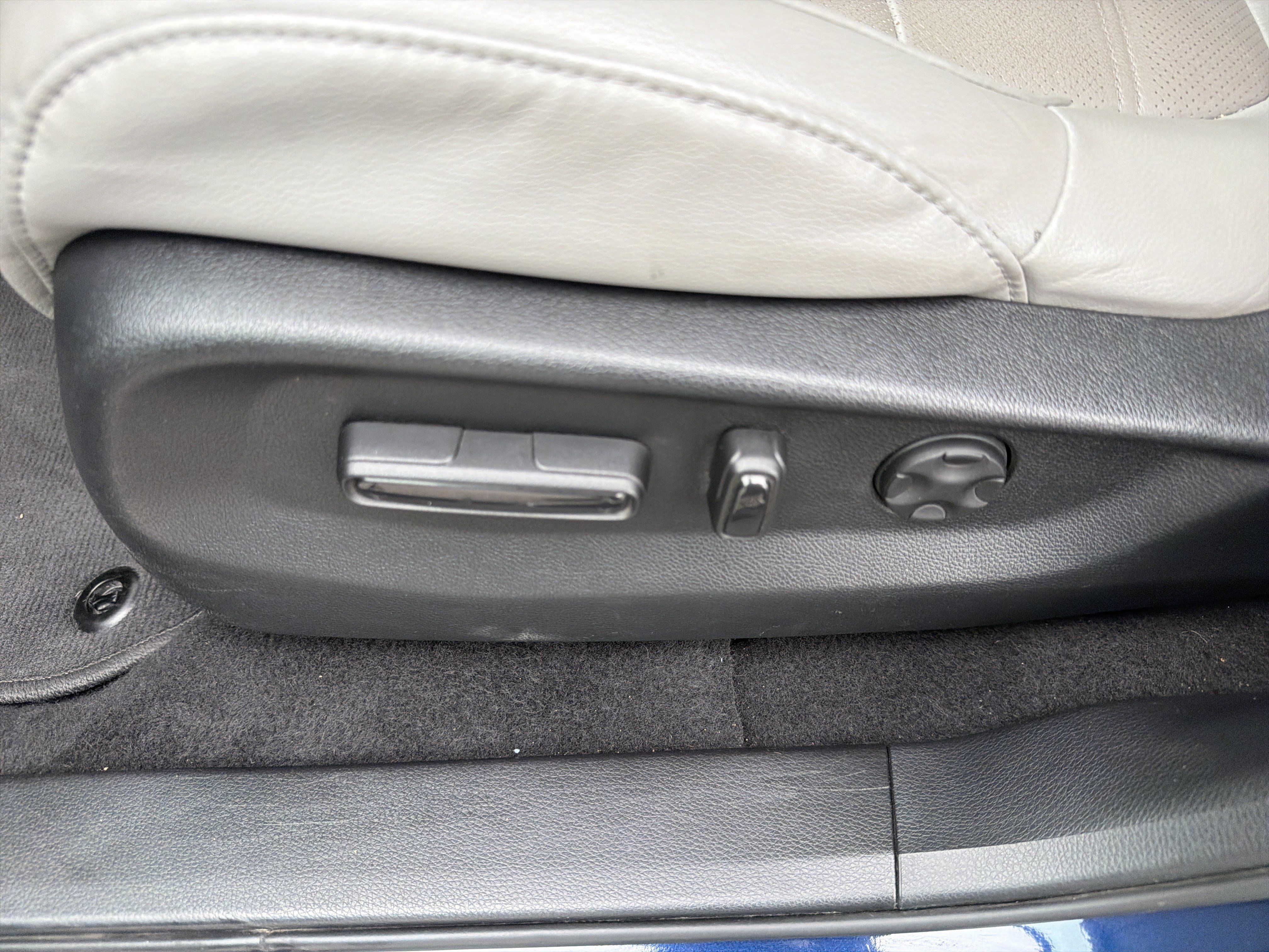 Used 2017 Honda CR-V EX-L image 17