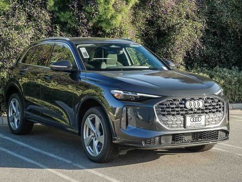 New 2025 Audi Q5 Premium Plus image 3