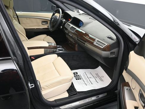 Used 2006 BMW 750Li image 14