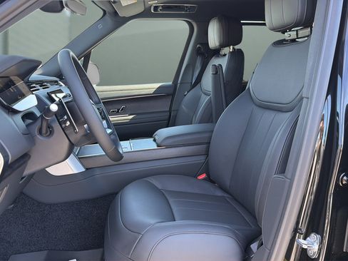 New 2026 Land Rover Range Rover Long Wheelbase SE AWD/4WD image 19