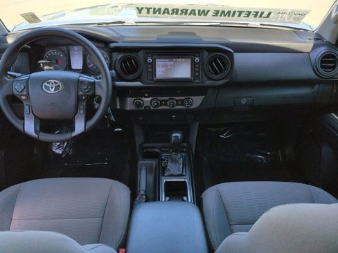 Used 2019 Toyota Tacoma SR image 15