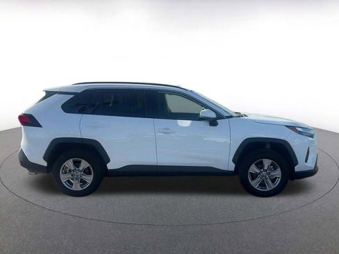 Used 2025 Toyota RAV4 XLE image 16