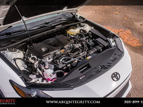 Used 2025 Toyota Camry SE image 42