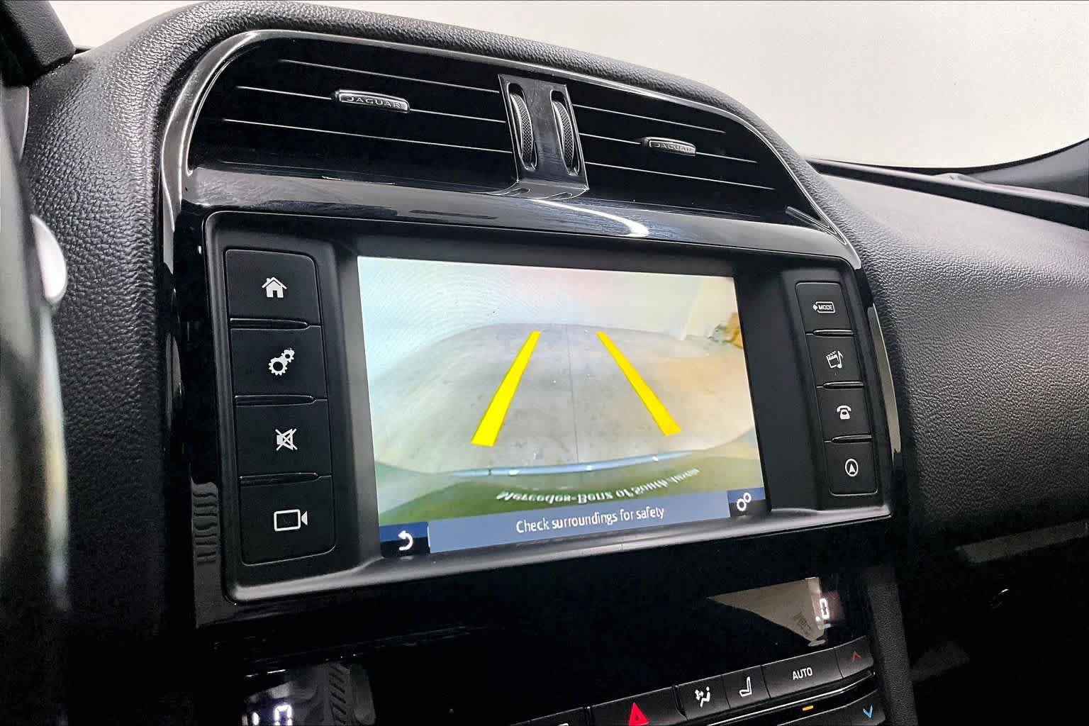 Used 2017 Jaguar F-PACE Premium AWD/4WD image 24