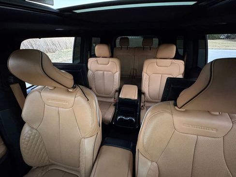 Used 2022 Jeep Grand Cherokee L Summit w/ Advanced Protech Group IV image 32