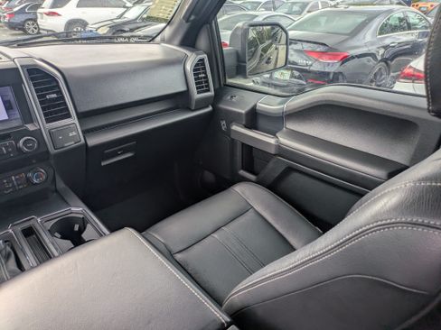 Used 2019 Ford F150 XLT w/ Equipment Group 302A Luxury AWD/4WD image 17
