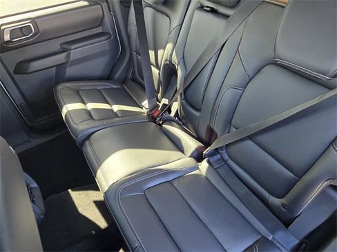 New 2025 Ford Bronco Outer Banks w/ Sasquatch Package image 22