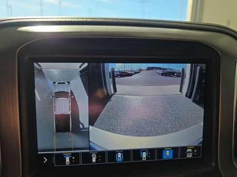 Used 2023 GMC Sierra 2500 Denali w/ Denali Ultimate Package image 53