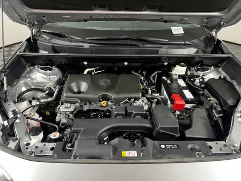 Certified 2025 Toyota RAV4 XLE FWD image 9