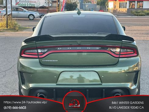 Used 2021 Dodge Charger SXT w/ Plus Group RWD image 5