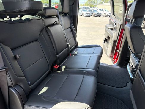 Used 2024 GMC Sierra 1500 Denali AWD/4WD image 36