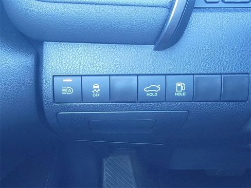 Used 2023 Toyota Camry XSE image 28