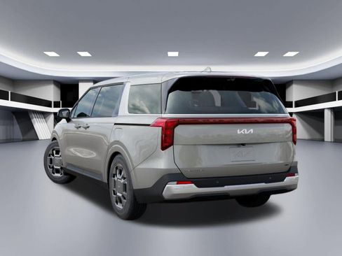 New 2026 Kia Carnival EX FWD image 4