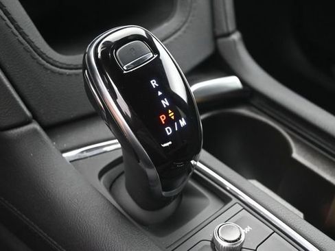 Used 2024 Cadillac XT5 Sportv w/ Technology Package AWD/4WD image 22