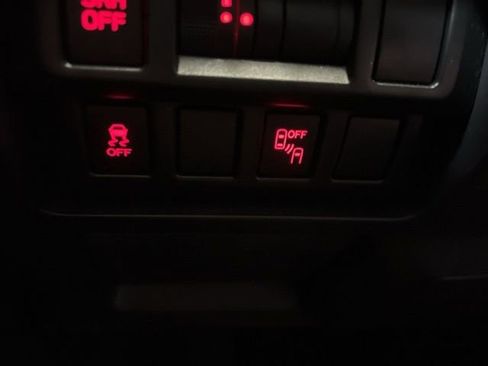 Used 2019 Subaru Crosstrek 2.0i Limited w/ Moonroof Package image 39