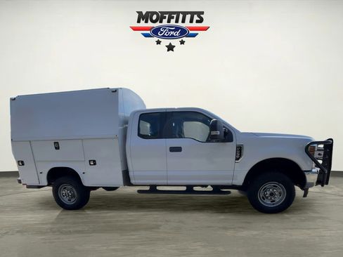 Used 2018 Ford F250 XL w/ Power Equipment Group image 6