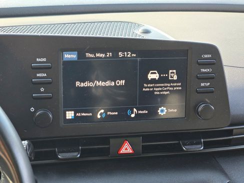 Used 2025 Hyundai Elantra Sport FWD image 23