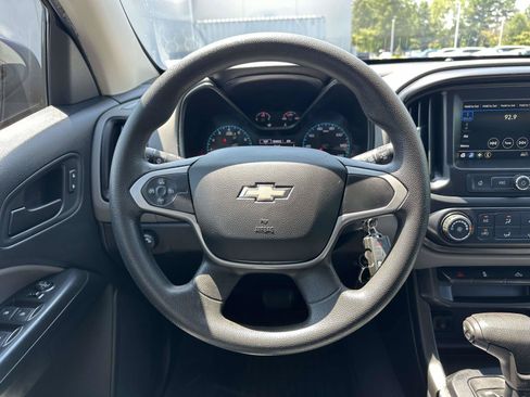 Used 2019 Chevrolet Colorado W/T w/ WT Convenience Package RWD image 11