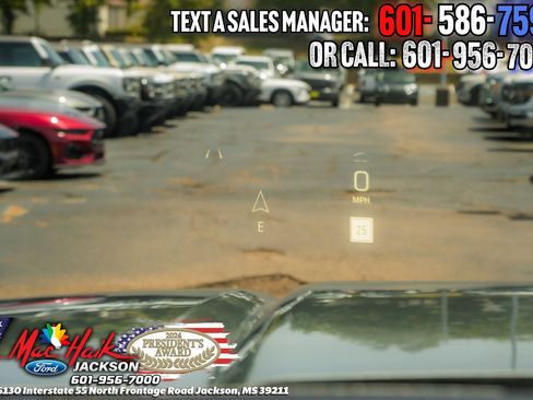 Used 2025 GMC Sierra 2500 AT4 w/ AT4 Premium Plus Package AWD/4WD image 18