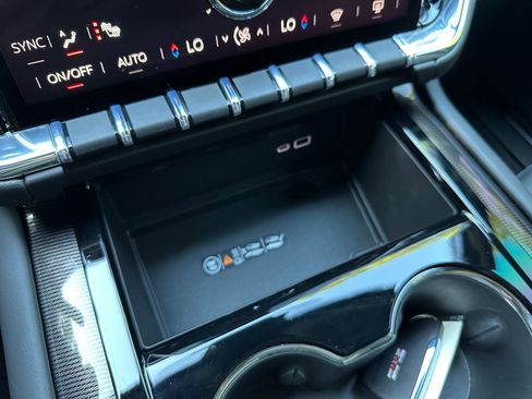 Used 2025 GMC Yukon XL Elevation RWD image 56