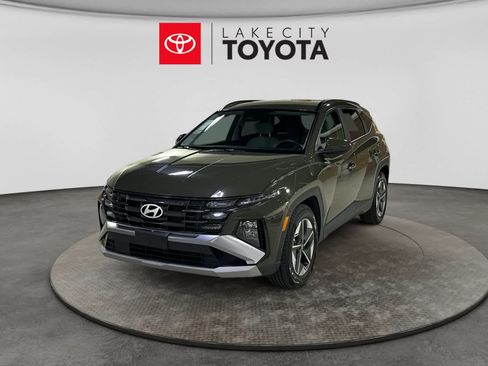 Used 2025 Hyundai Tucson SEL FWD image 1