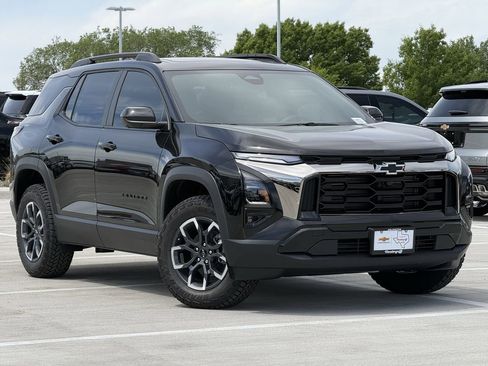 New 2026 Chevrolet Equinox ACTIV image 2