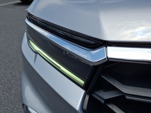 Certified 2025 Honda Pilot EX-L image 10