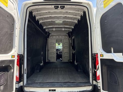 Used 2024 Ford Transit 250 148 High Roof Extended w/ Load Area Protection Package RWD image 16