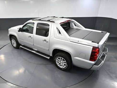 Used 2012 Chevrolet Avalanche LT w/ All-Star Edition AWD/4WD image 53
