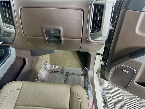 Used 2015 Chevrolet Silverado 1500 LTZ Z71 w/ LTZ Plus Package image 33