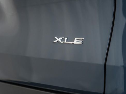 New 2026 Toyota Grand Highlander XLE image 7