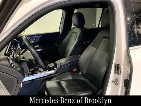 Certified 2022 Mercedes-Benz GLB 250 GLB 250 image 8