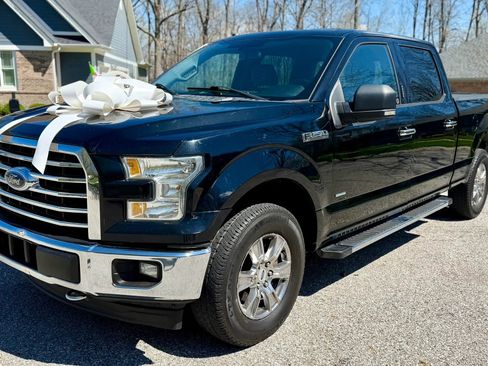 Used 2017 Ford F150 XLT w/ Equipment Group 302A Luxury AWD/4WD image 3