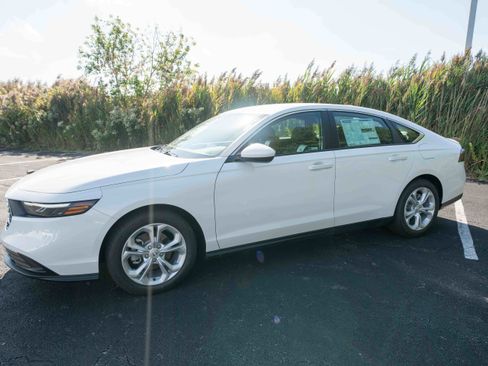 New 2025 Honda Accord LX image 3
