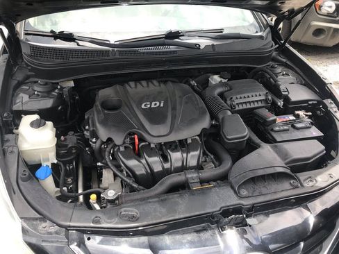 Used 2011 Hyundai Sonata GLS FWD image 5